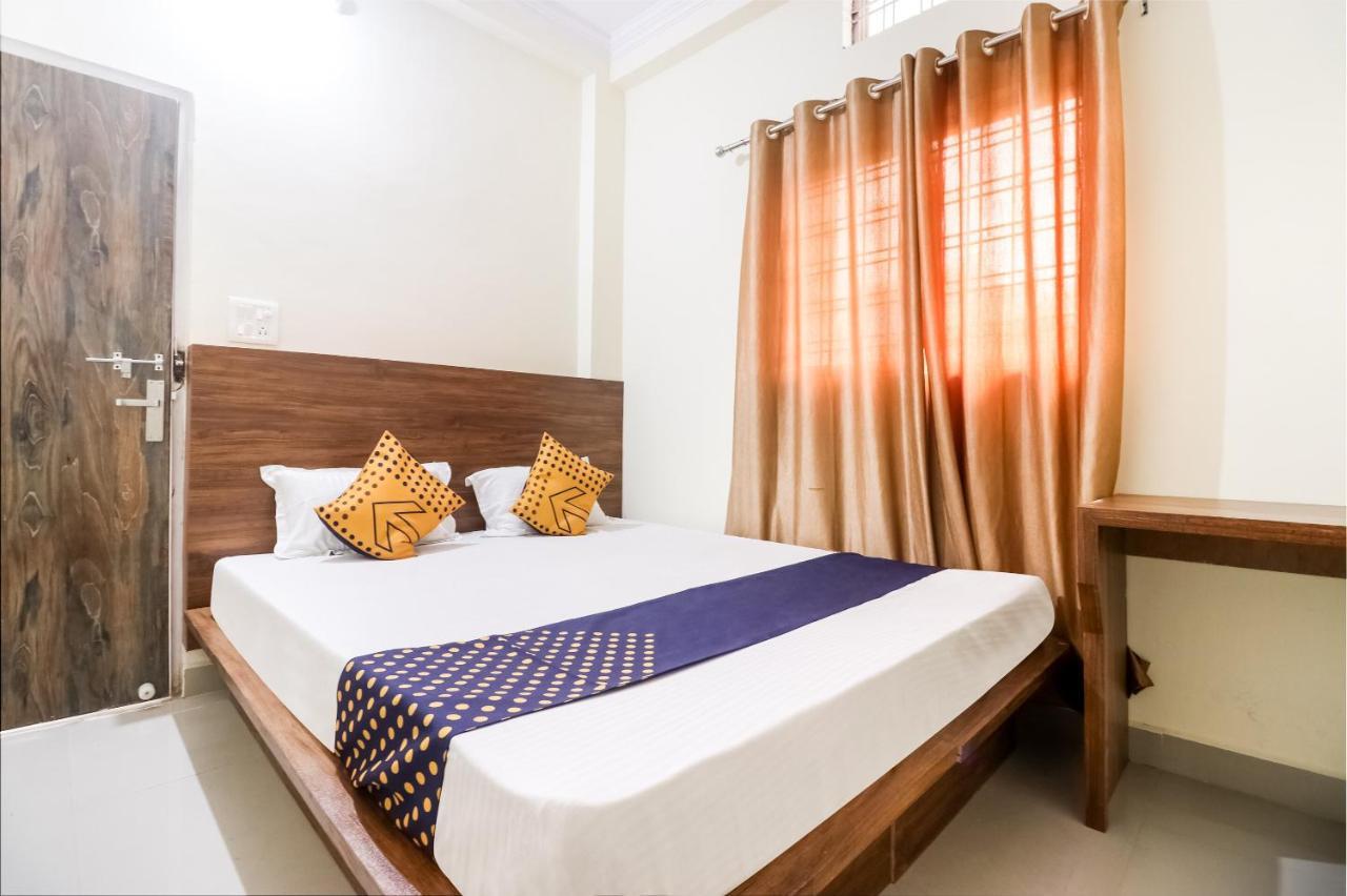 Oyo 40073 Yash Homestay Samarda Kaliasot Exterior photo