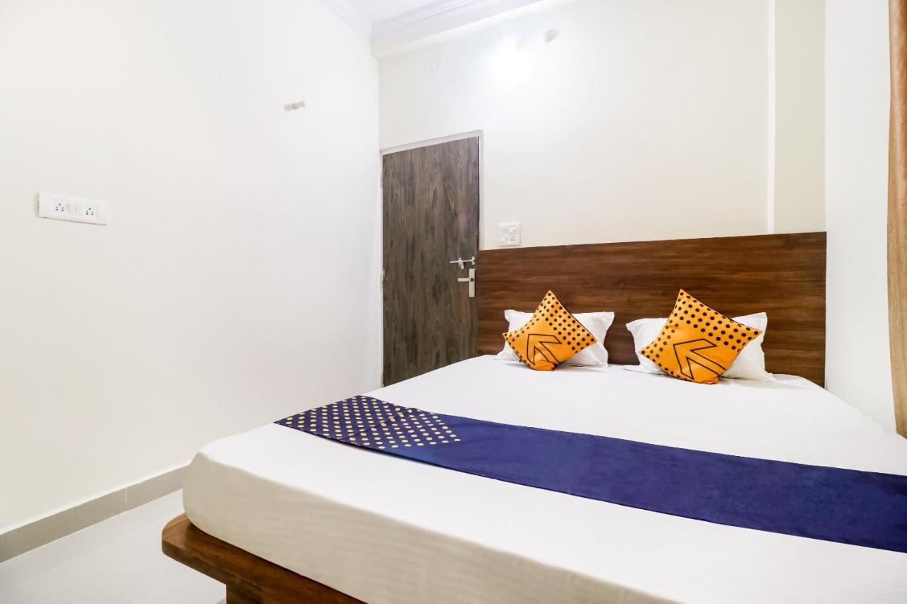 Oyo 40073 Yash Homestay Samarda Kaliasot Exterior photo